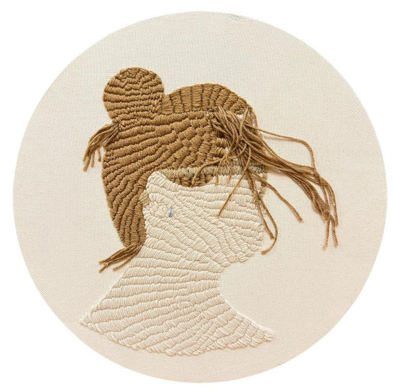 Hand embroidery textile art-Falling in Love Moment by Karry Hon Ka Yi 韓嘉怡